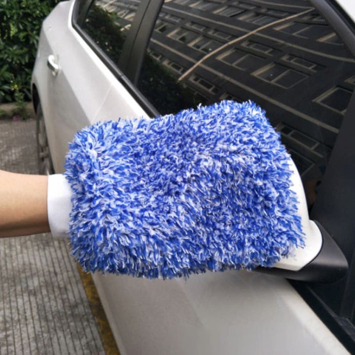 Microfiber Car Cleaning Glove – Reusable & Highly Absorbent